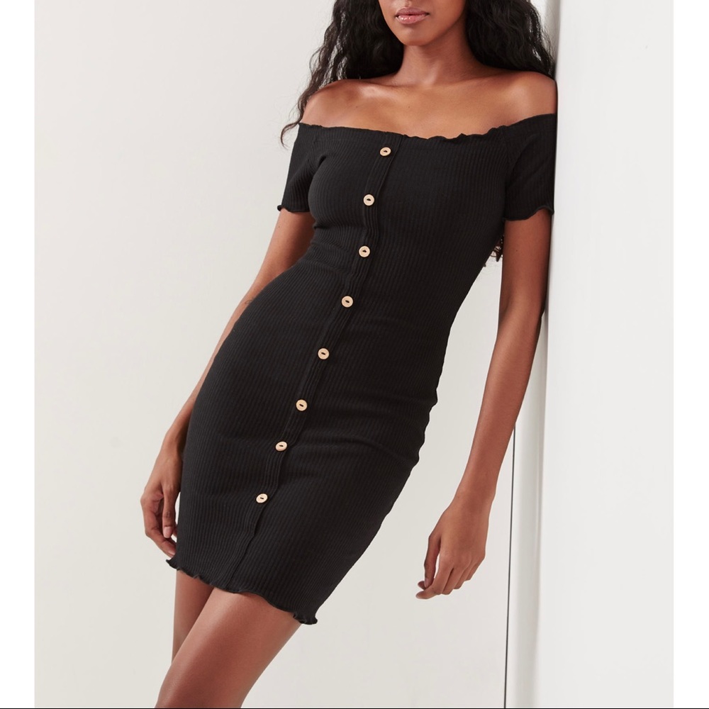 NWT Forever 21 Knit Black Off-shoulder Front Button Bodycon Dress